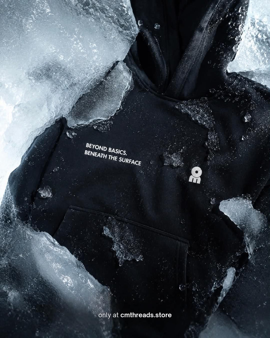 CM Threads Hoodie Black
